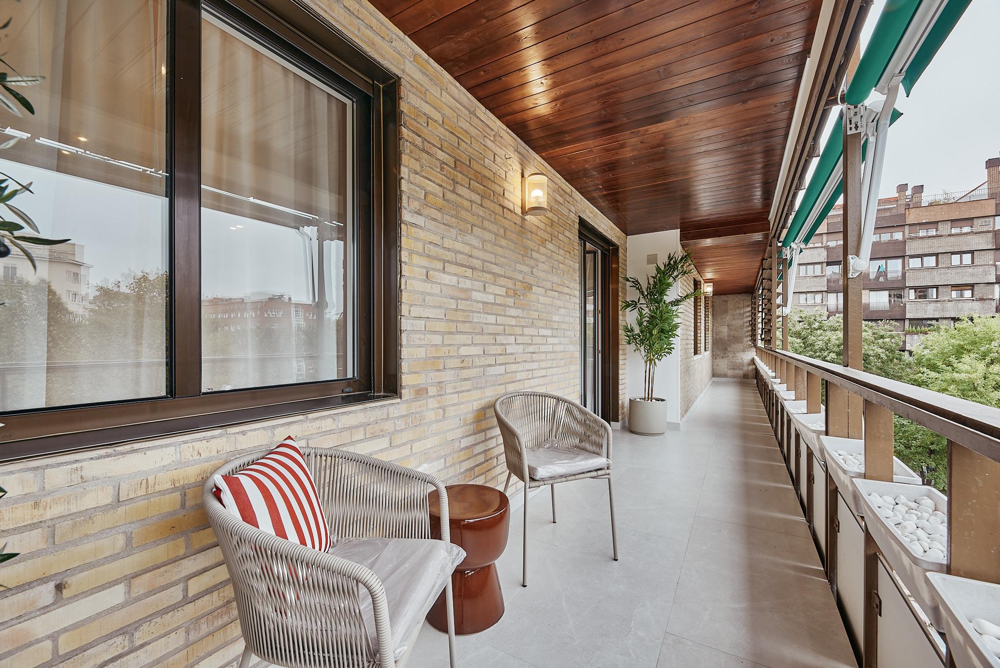 Imagen 1 Piso en venta en Madrid / Esquina con Calle Juan Bravo