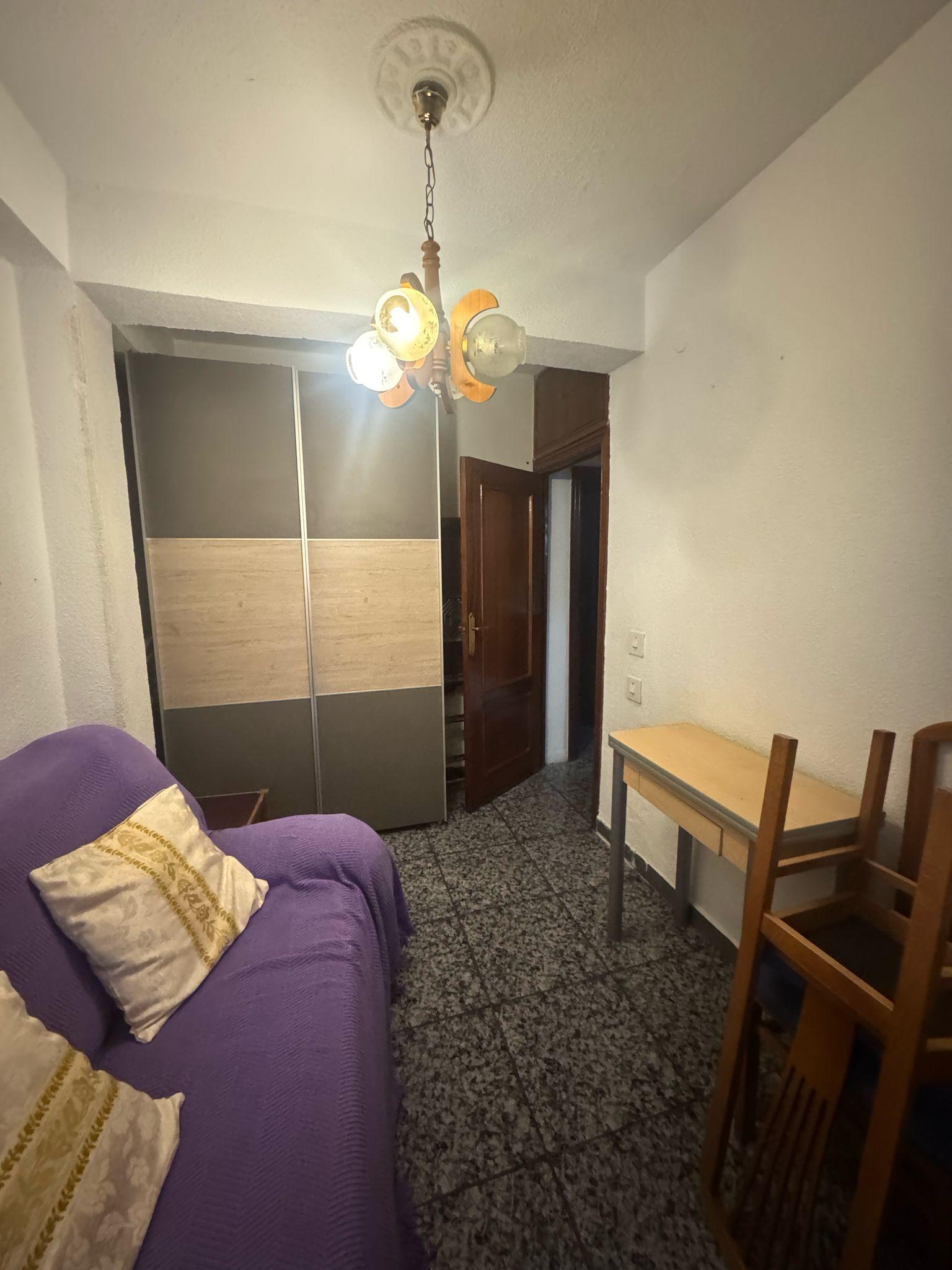 Imagen 7 Piso en venta en Madrid / Entre las estaciones de Aviación Española y Las Águilas