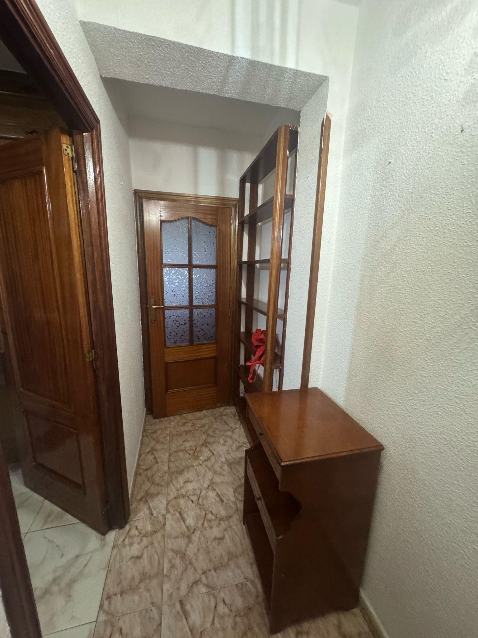 Imagen 4 Piso en venta en Madrid / Entre las estaciones de Aviación Española y Las Águilas
