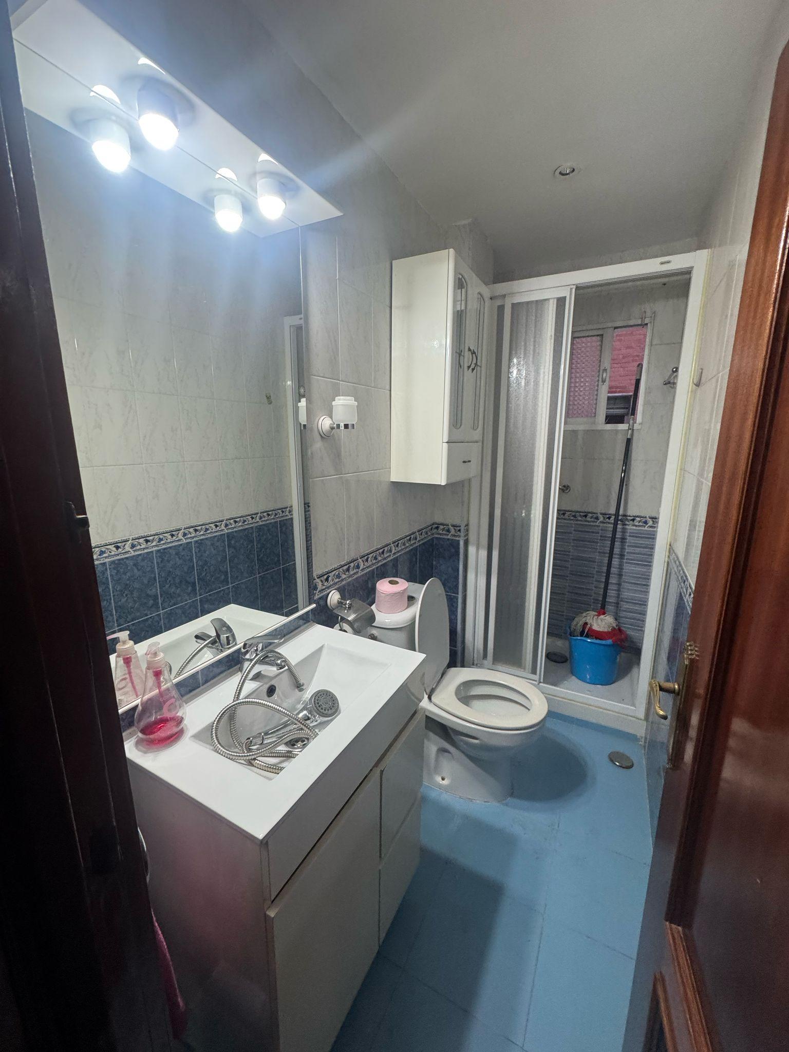 Imagen 9 Piso en venta en Madrid / Entre las estaciones de Aviación Española y Las Águilas