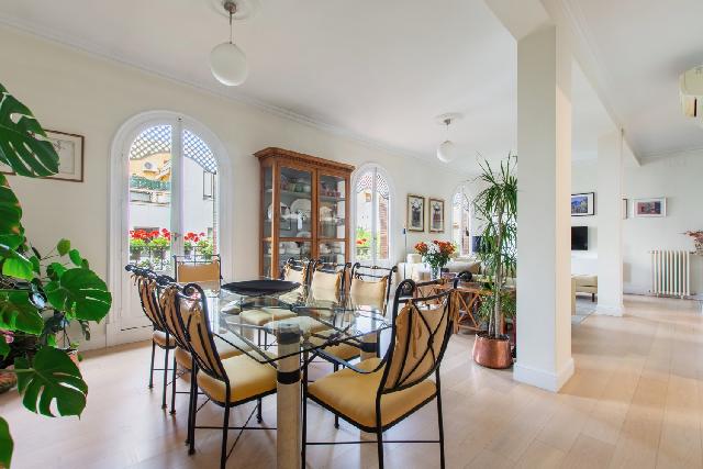 Imagen 6 Inmueble 302686 - Piso en venta en Madrid / Recoletos Calle Castello al lado del colegio del Pilar