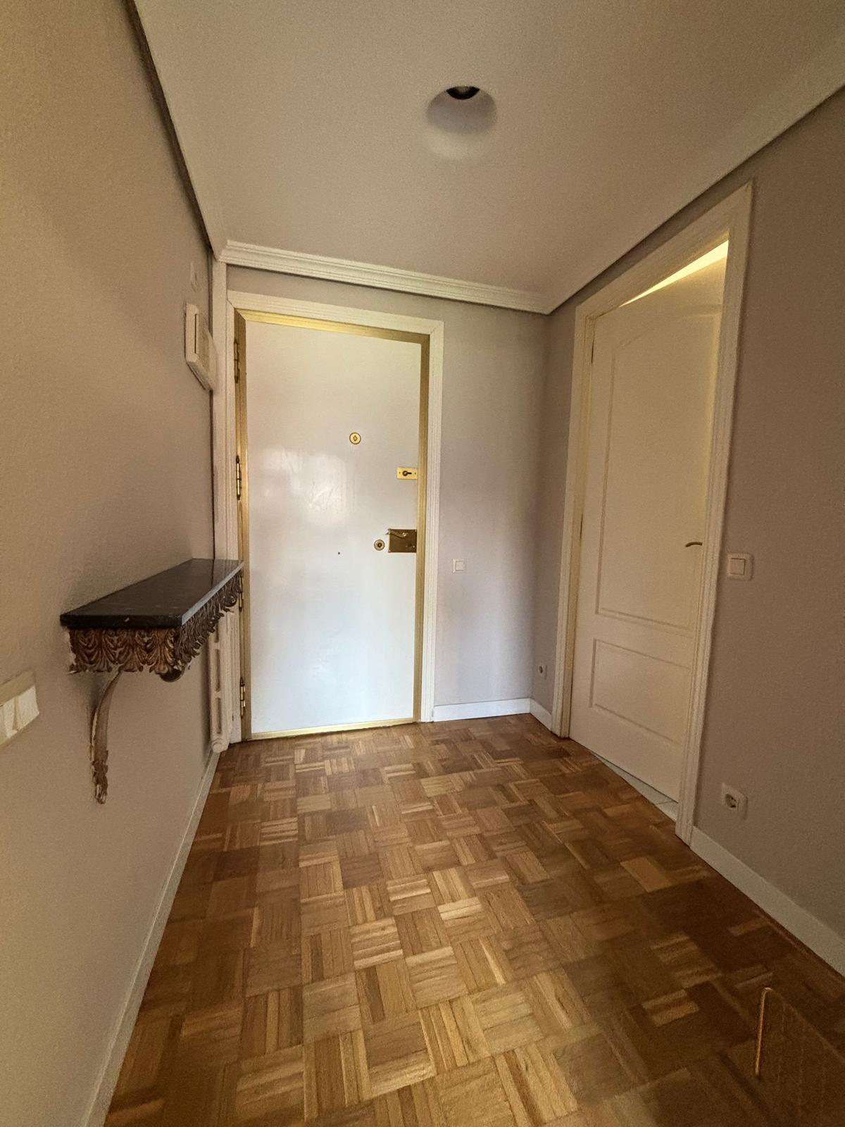 Imagen 13 Piso en alquiler en Madrid / Calle Maestro Ángel Llorca 
