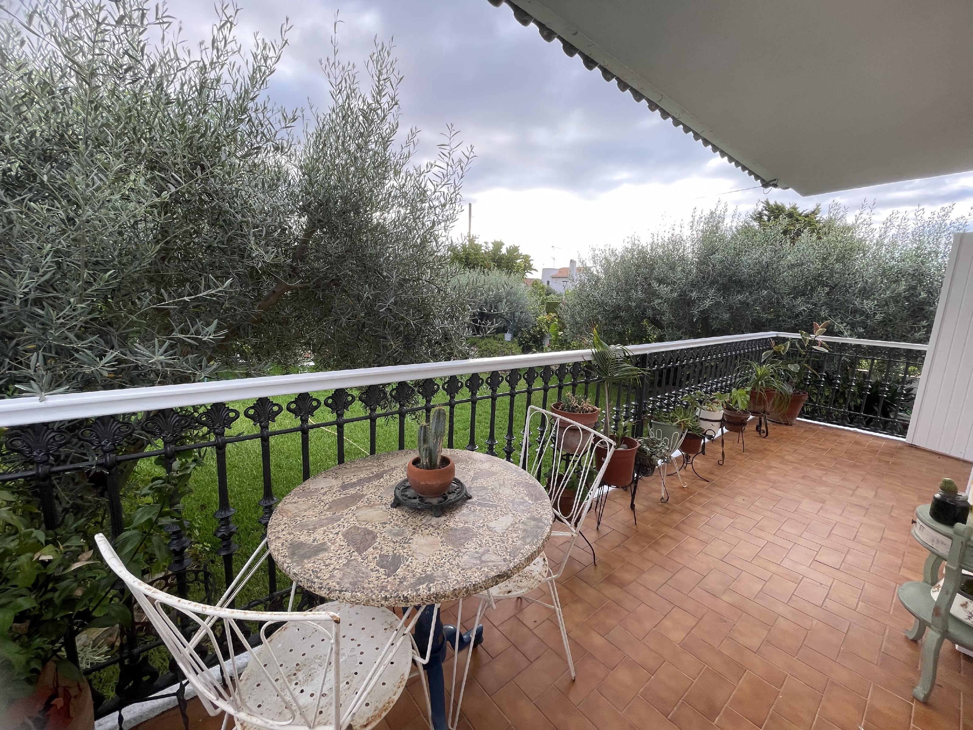 Imagen 5 Casa Aislada en venta en Vendrell El / Cerca de todos los servicios y playa 