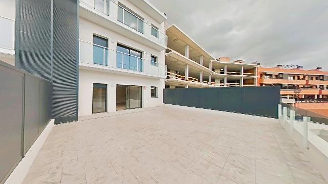Imagen 3 Inmueble 298493 - Planta Baja en venta en Cubelles / Junto al centro y a escasos minutos de la playa.