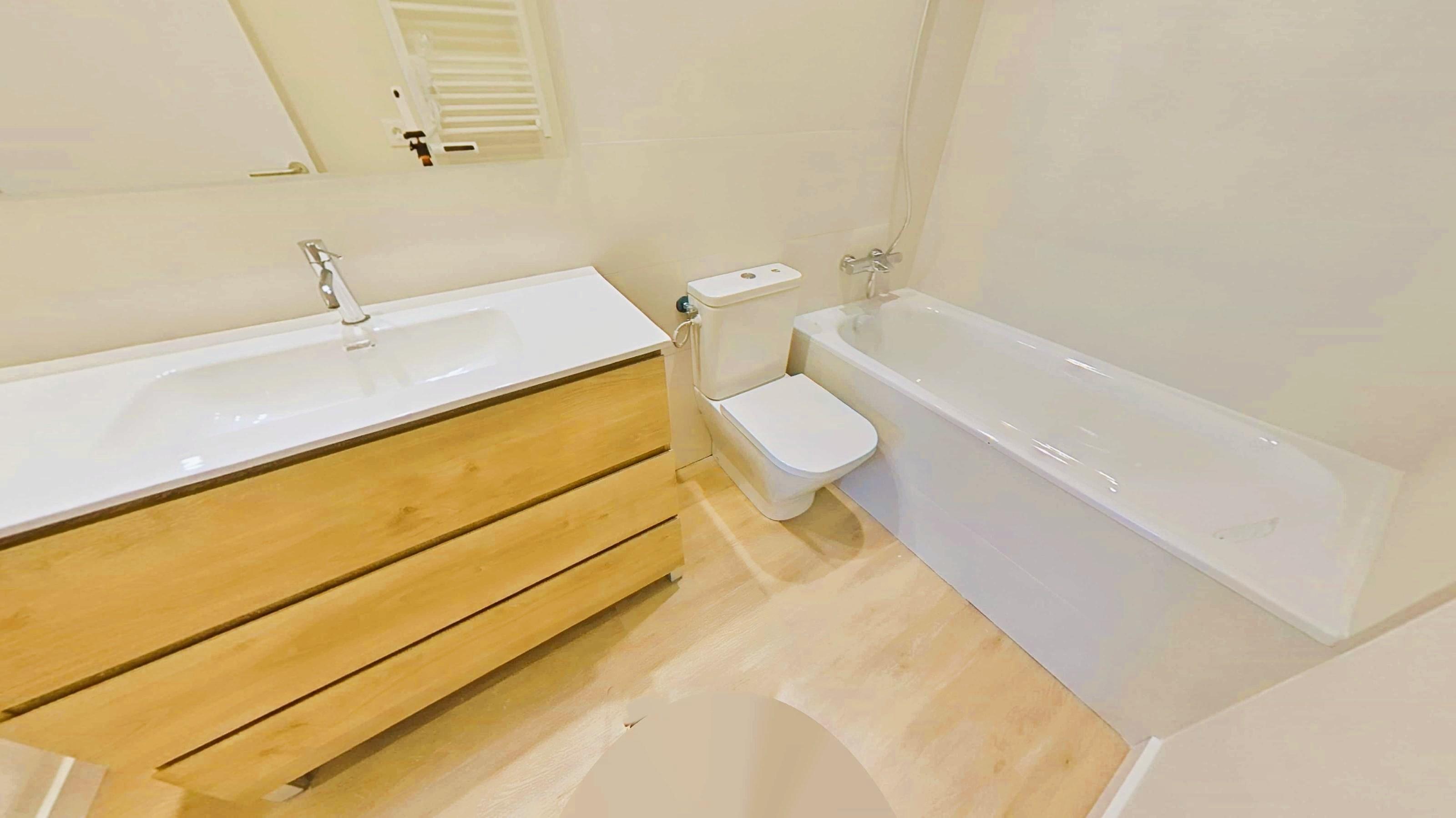 Imagen 28 Planta Baja en venta en Cubelles / Junto al centro y a escasos minutos de la playa.