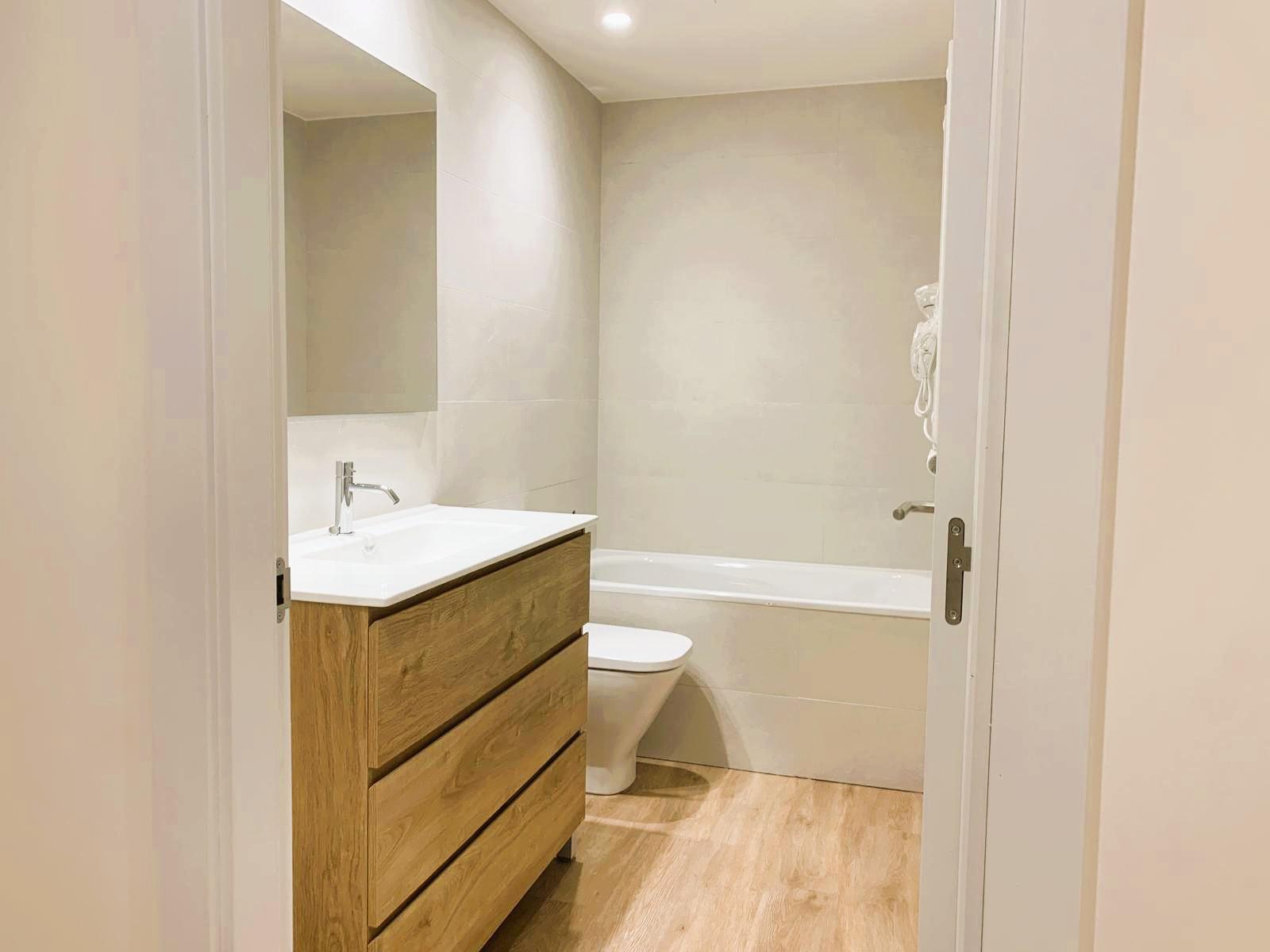 Imagen 15 Planta Baja en venta en Cubelles / Junto al centro y a escasos minutos de la playa.