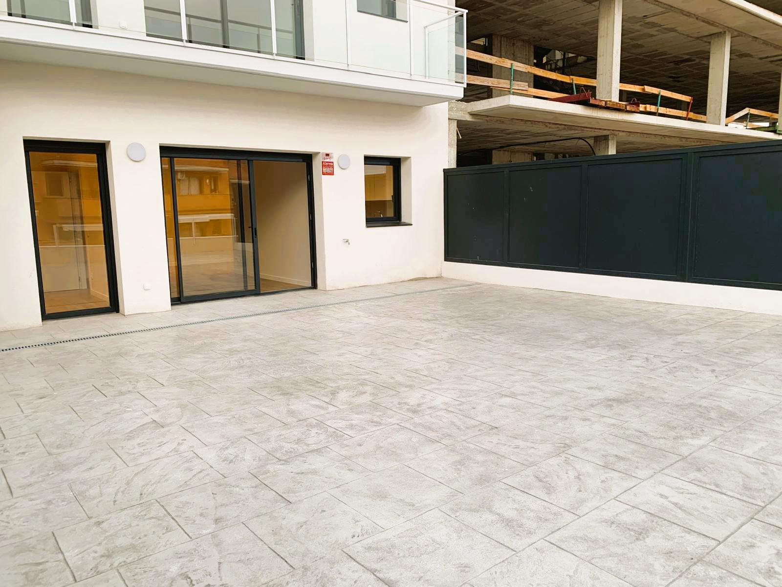 Imagen 1 Planta Baja en venta en Cubelles / Junto al centro y a escasos minutos de la playa.