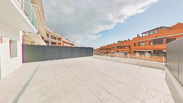 Imagen 1 Inmueble 298493 - Planta Baja en venta en Cubelles / Junto al centro y a escasos minutos de la playa.