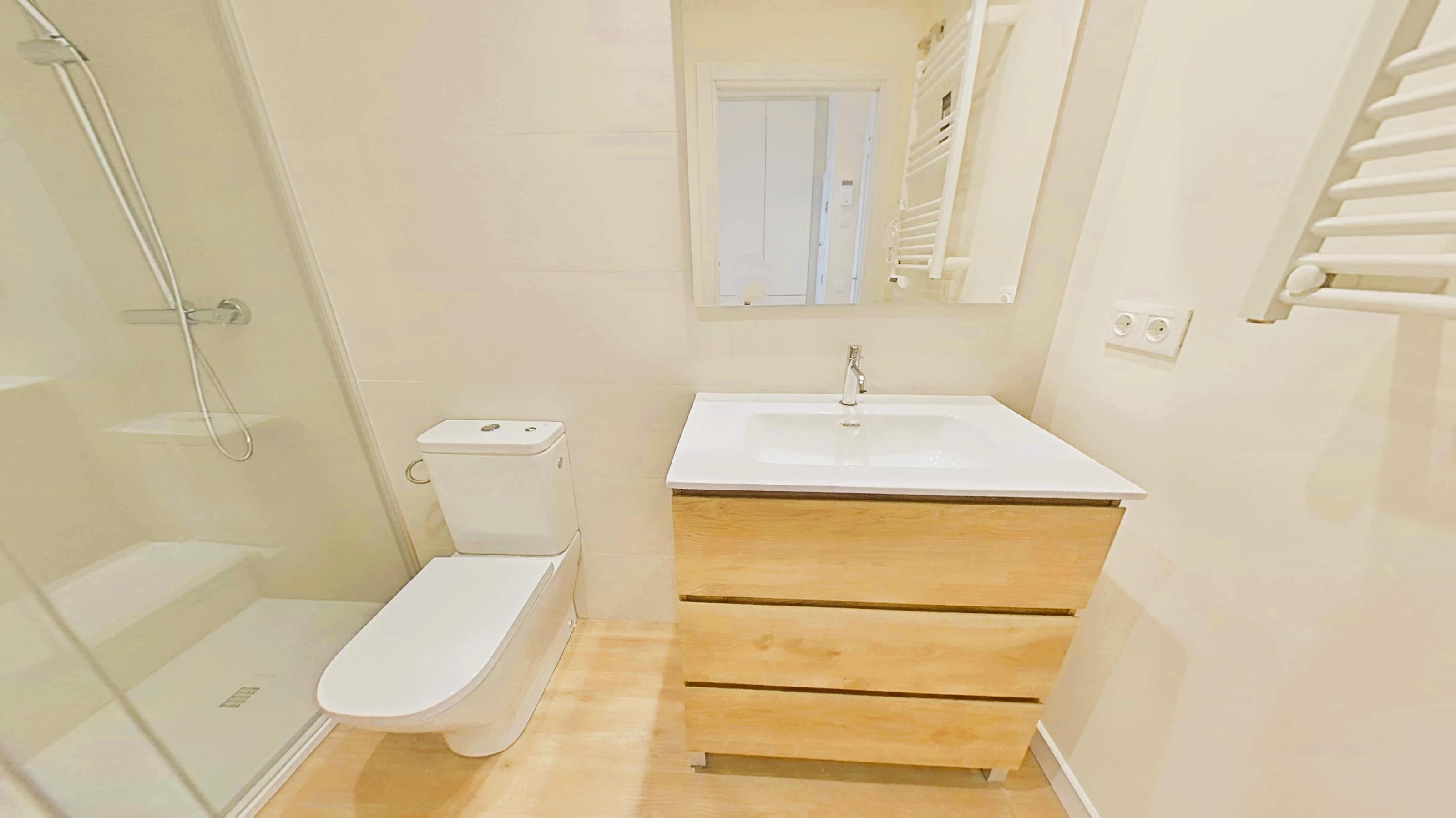 Imagen 24 Planta Baja en venta en Cubelles / Junto al centro y a escasos minutos de la playa.