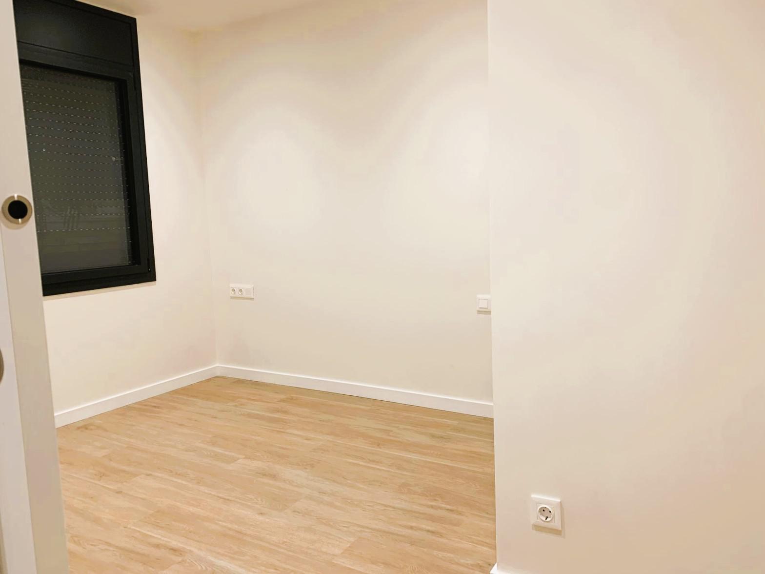 Imagen 3 Planta Baja en venta en Cubelles / Junto al centro y a escasos minutos de la playa.