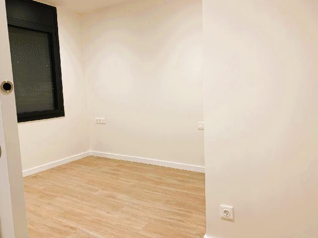 Imagen 3 Inmueble 298499 - Planta Baja en venta en Cubelles / Junto al centro y a escasos minutos de la playa.