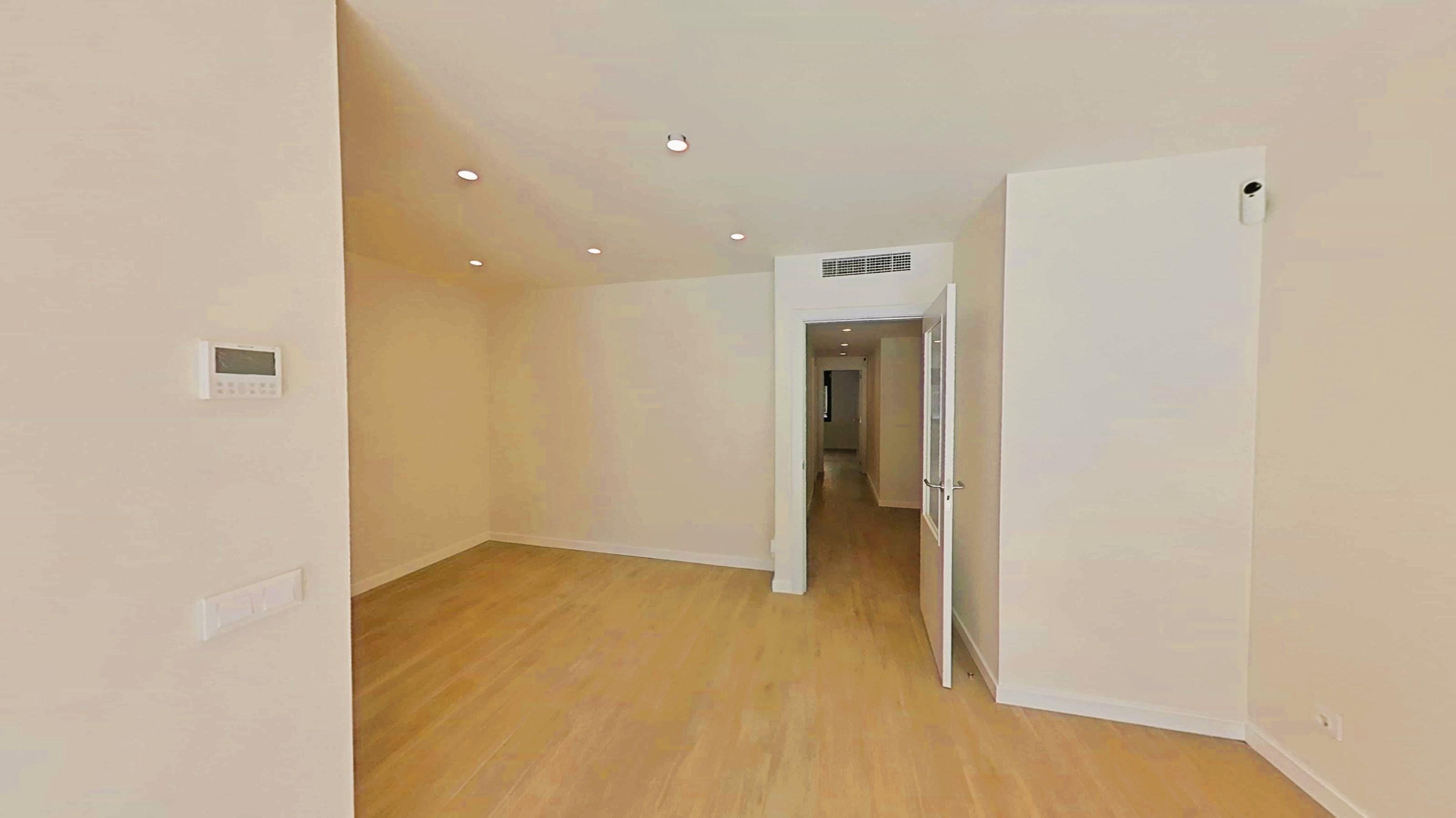 Imagen 16 Planta Baja en venta en Cubelles / Junto al centro y a escasos minutos de la playa.