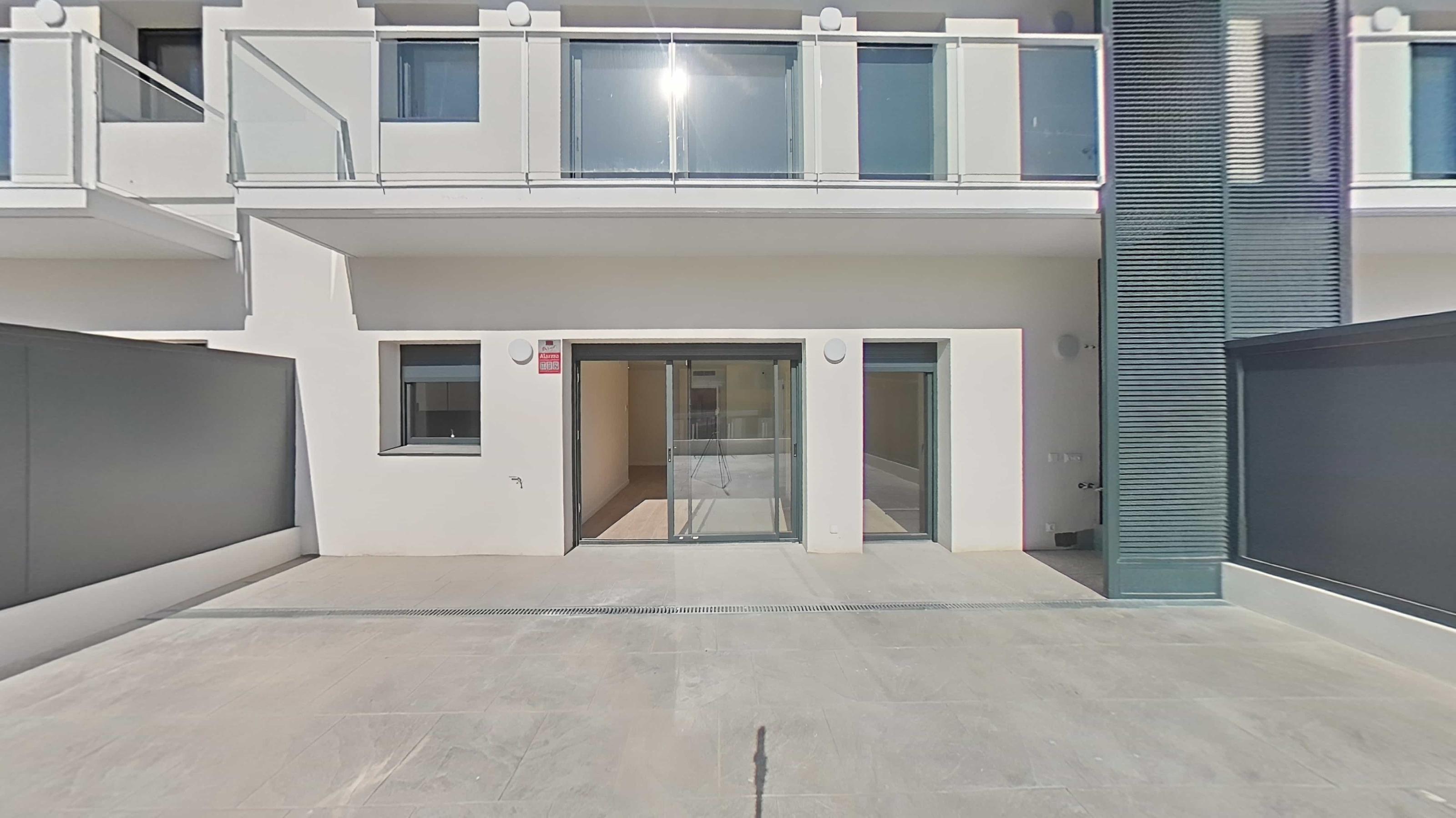 Imagen 36 Planta Baja en venta en Cubelles / Junto al centro y a escasos minutos de la playa.