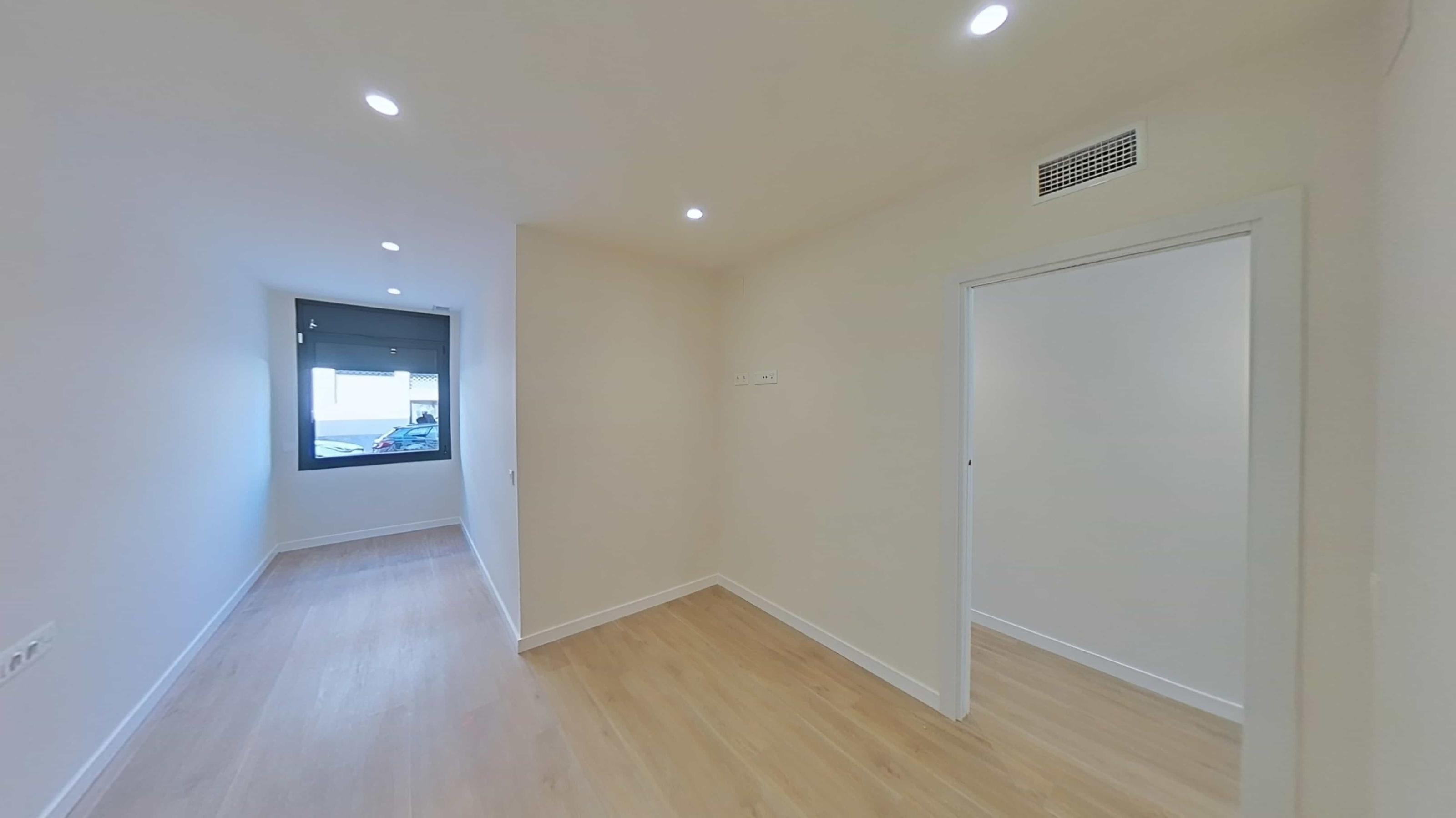 Imagen 49 Planta Baja en venta en Cubelles / Junto al centro y a escasos minutos de la playa.