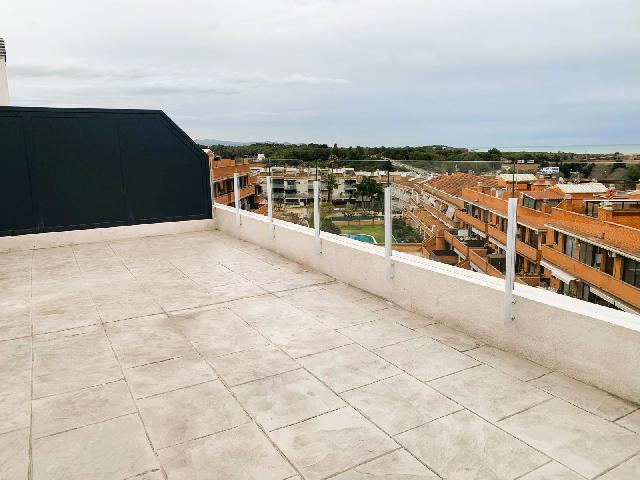 Imagen 13 Inmueble 298613 - Ático en venta en Cubelles / Junto al centro y a escasos minutos de la playa.