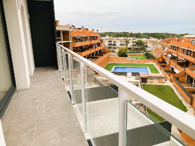 Imagen 17 Inmueble 298613 - Ático en venta en Cubelles / Junto al centro y a escasos minutos de la playa.