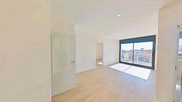 Imagen 13 Inmueble 298615 - Ático en venta en Cubelles / Junto al centro y a escasos minutos de la playa.