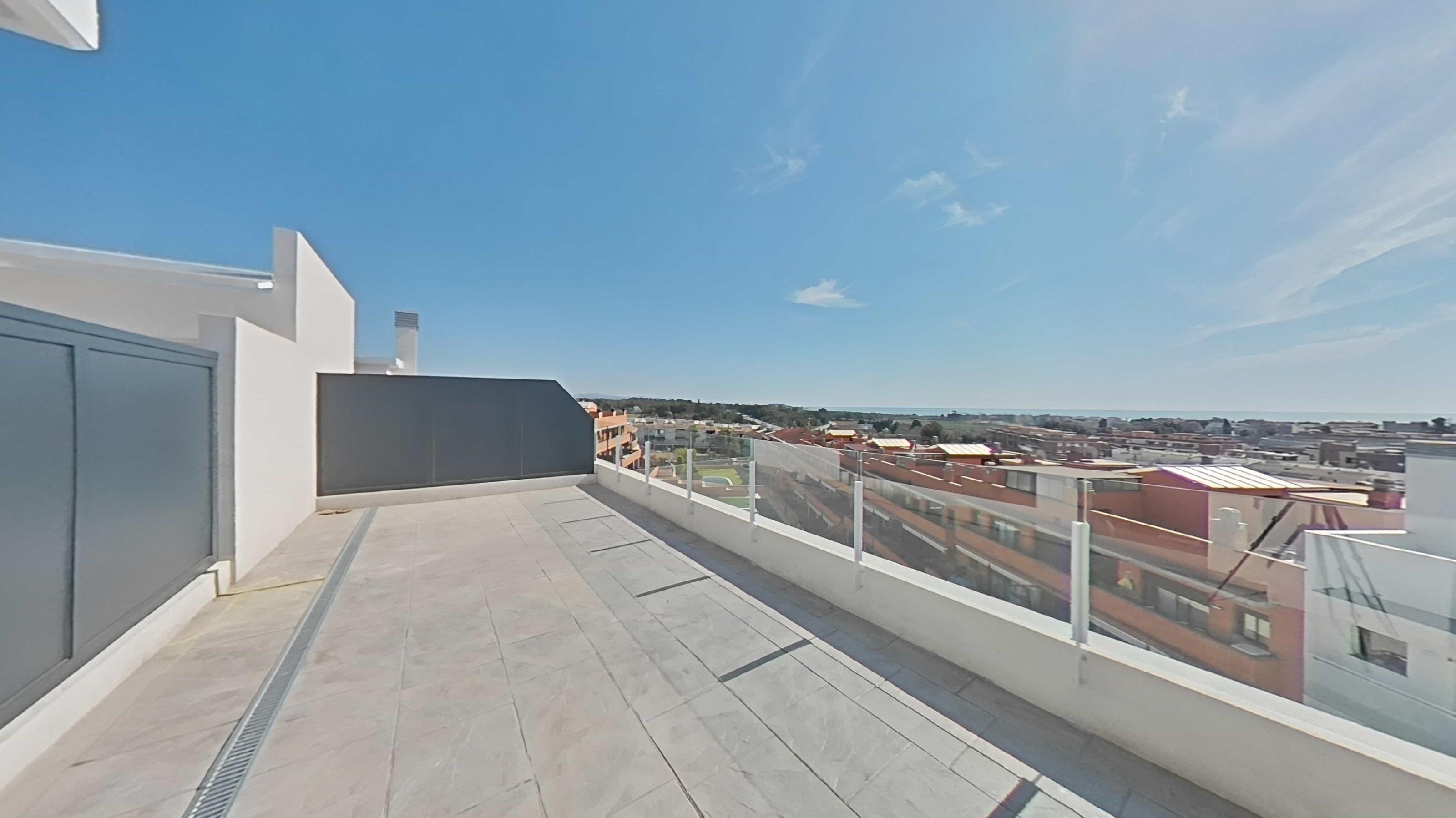 Imagen 39 Ático en venta en Cubelles / Junto al centro y a escasos minutos de la playa.