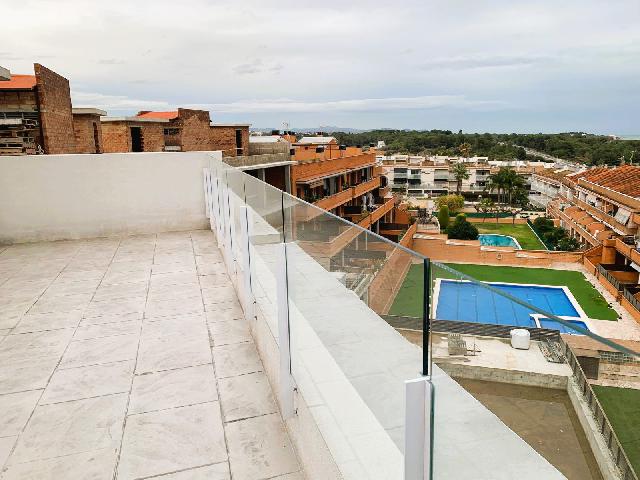 Imagen 11 Inmueble 298615 - Ático en venta en Cubelles / Junto al centro y a escasos minutos de la playa.