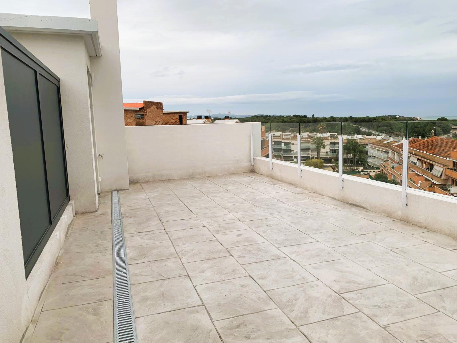 Imagen 2 Ático en venta en Cubelles / Junto al centro y a escasos minutos de la playa.