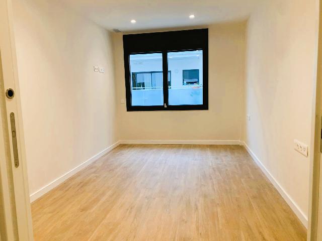 Imagen 18 Inmueble 298616 - Planta Baja en venta en Cubelles / Junto al centro y a escasos minutos de la playa.