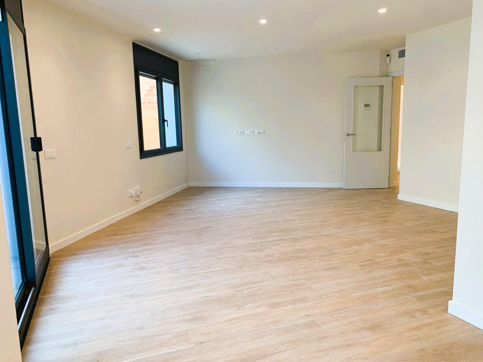 Imagen 1 Planta Baja en venta en Cubelles / Junto al centro y a escasos minutos de la playa.