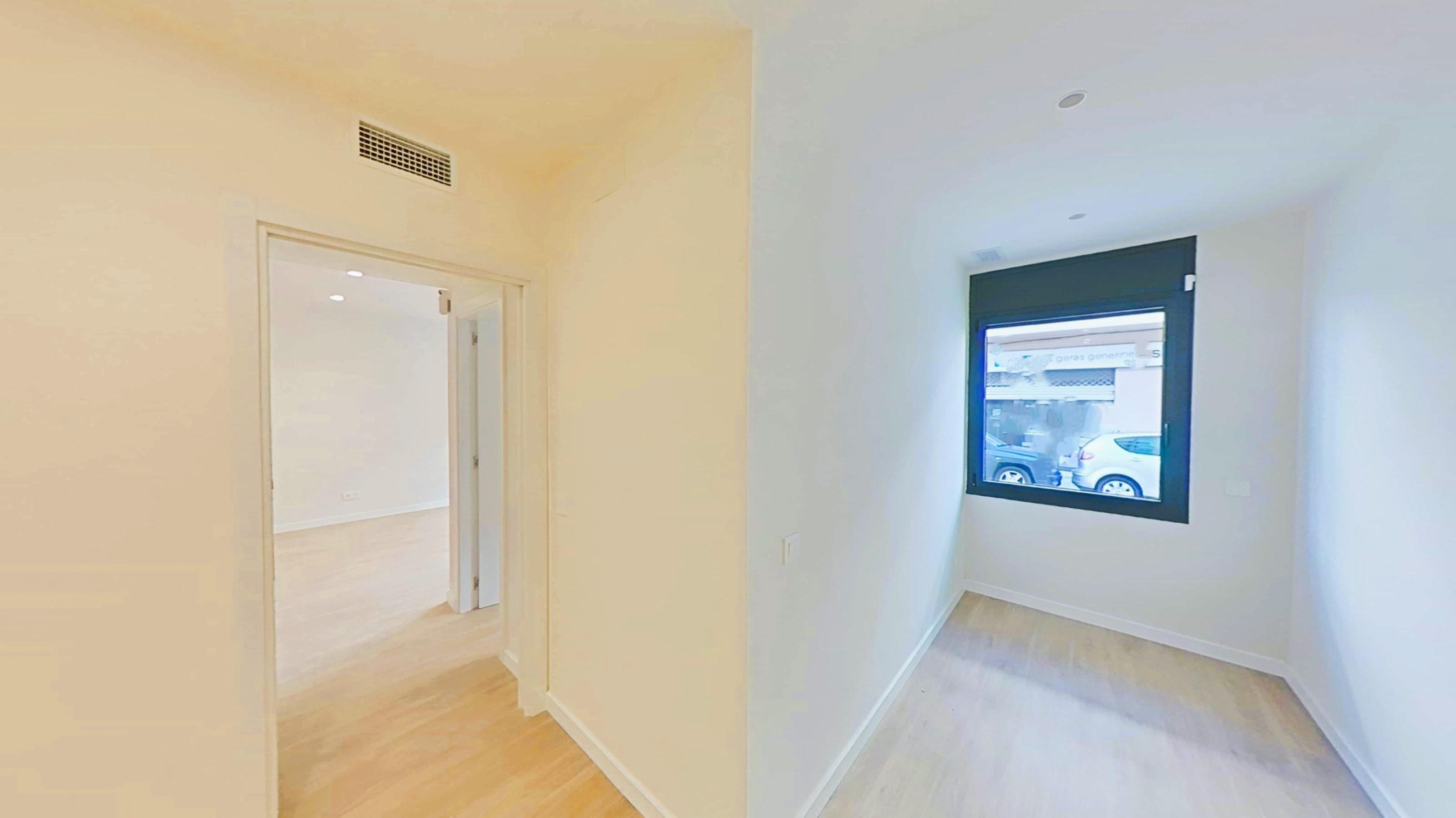 Imagen 18 Planta Baja en venta en Cubelles / Junto al centro y a escasos minutos de la playa.