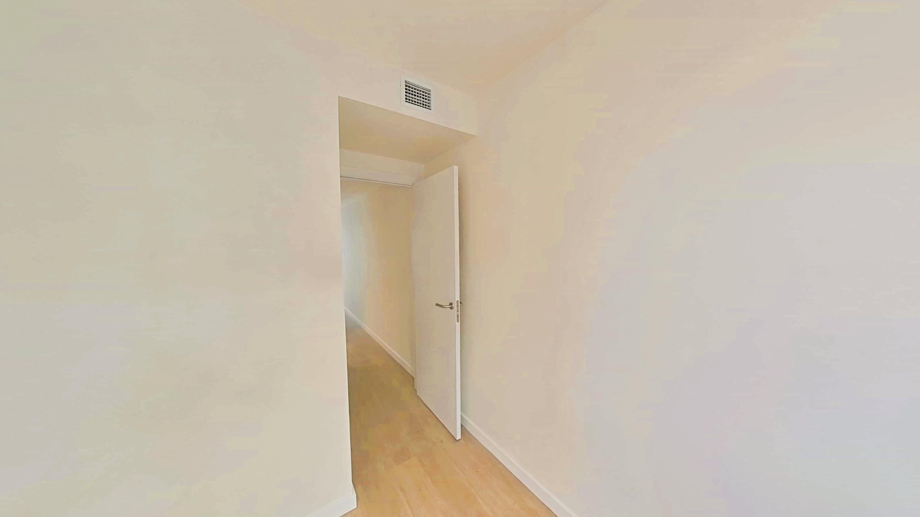 Imagen 21 Planta Baja en venta en Cubelles / Junto al centro y a escasos minutos de la playa.