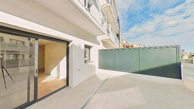 Imagen 5 Inmueble 298618 - Planta Baja en venta en Cubelles / Junto al centro y a escasos minutos de la playa.