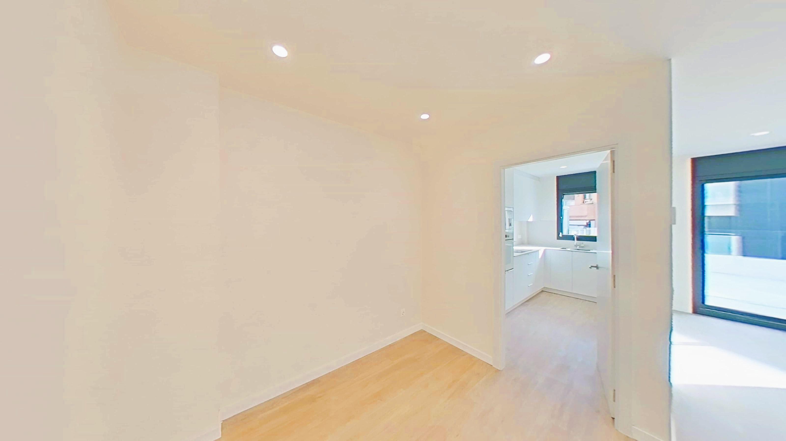 Imagen 8 Planta Baja en venta en Cubelles / Junto al centro y a escasos minutos de la playa.