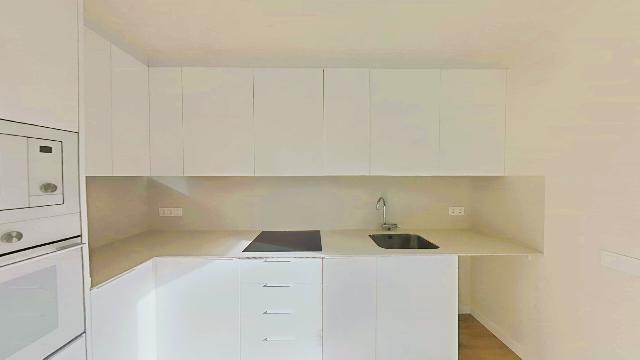 Imagen 12 Inmueble 298619 - Piso en venta en Cubelles / Junto al centro y a escasos minutos de la playa.