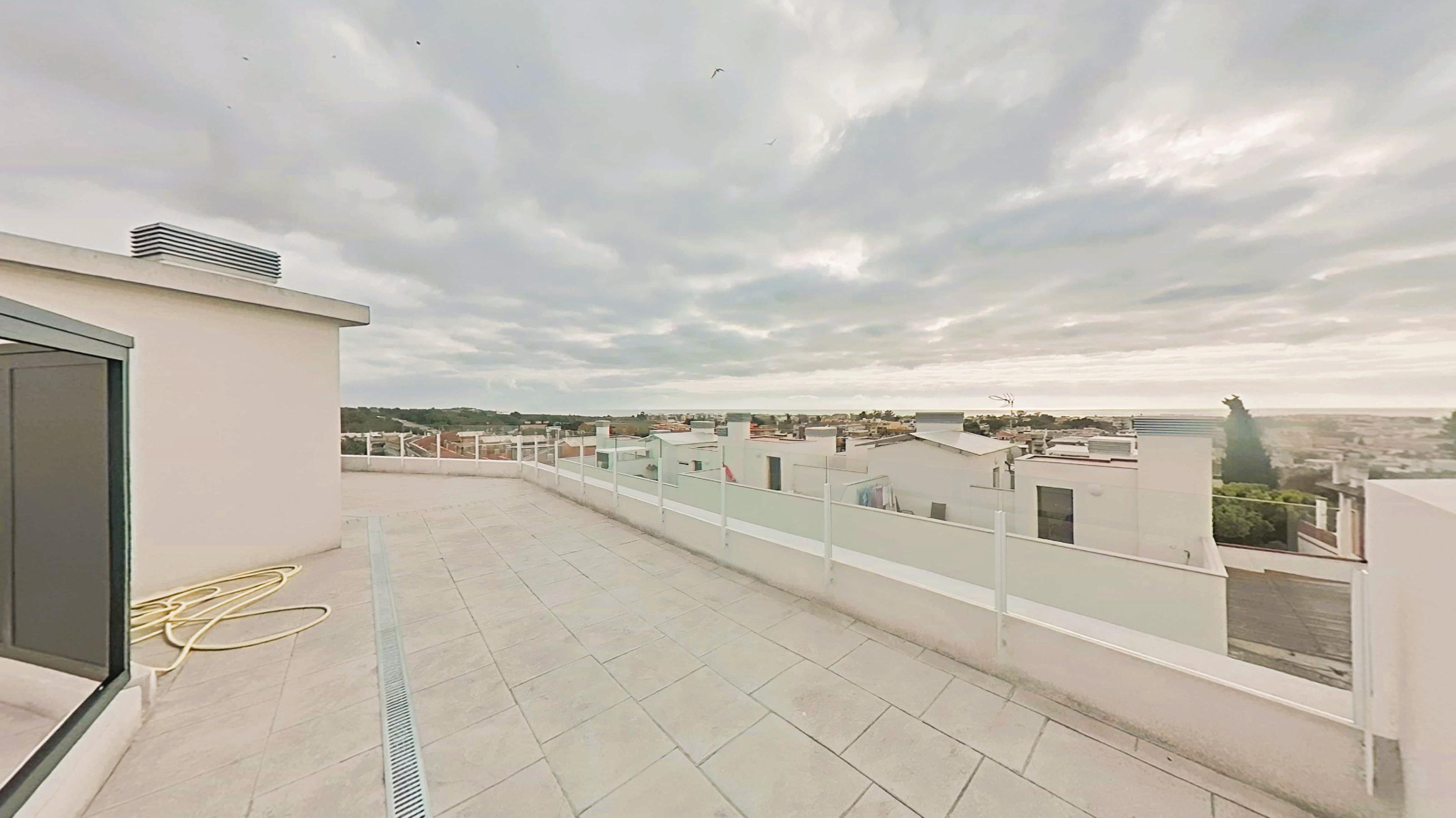 Imagen 6 Ático en venta en Cubelles / Junto al centro y a escasos minutos de la playa.