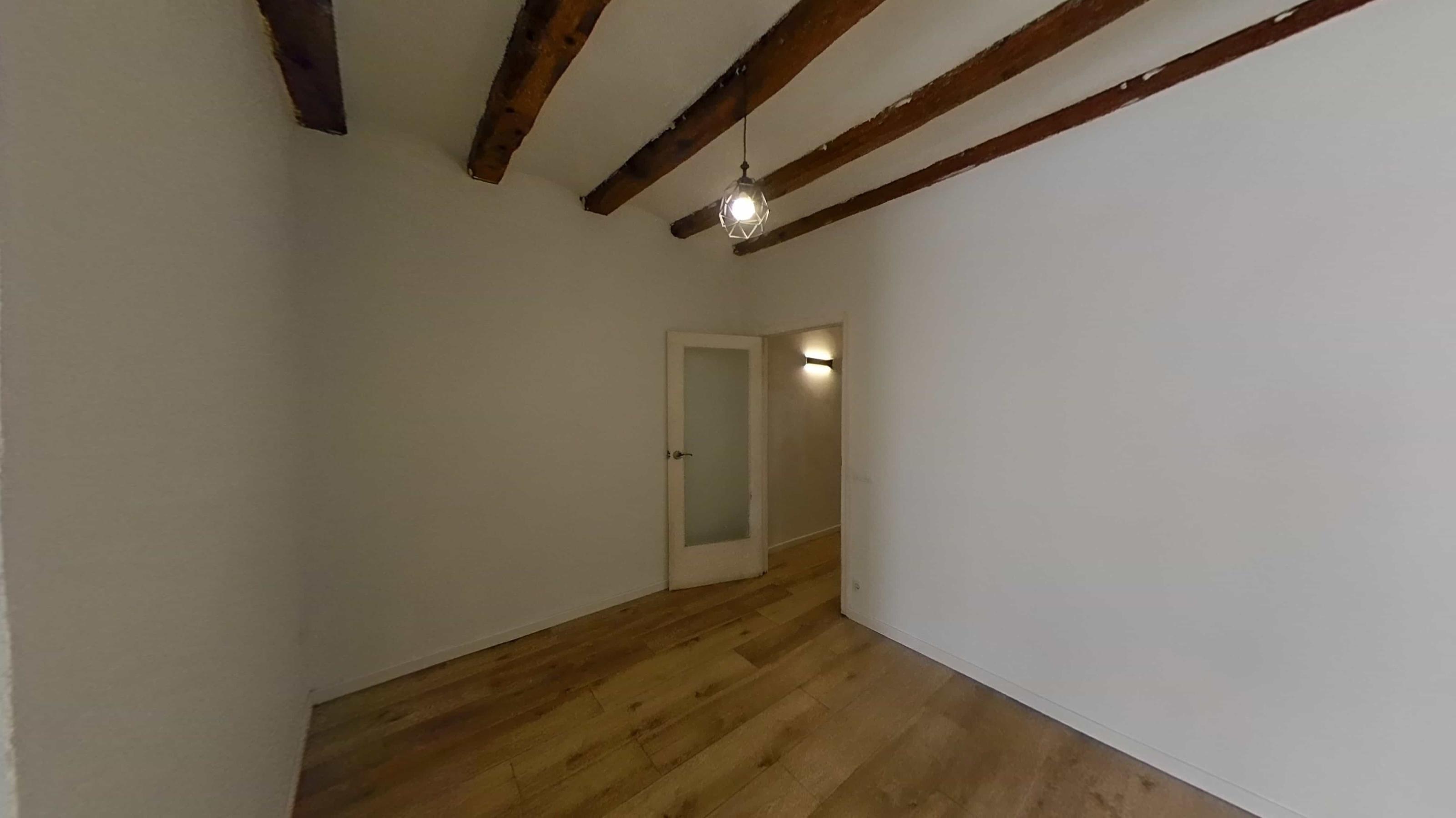 Imagen 24 Piso en venta en Vilanova I La Geltrú / Centro población
