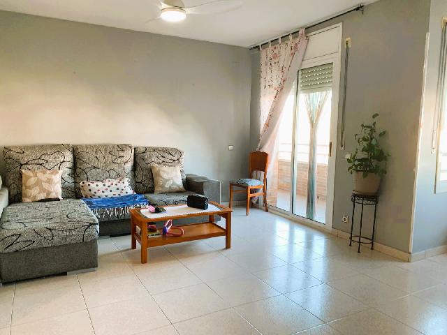 Imagen 3 Inmueble 300103 - Piso en venta en Vilanova I La Geltrú / A escasos minutos del centro y del hospital.