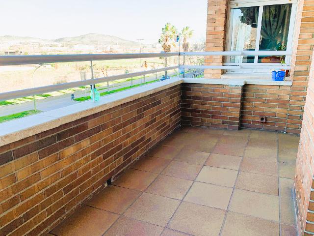 Imagen 1 Inmueble 300103 - Piso en venta en Vilanova I La Geltrú / A escasos minutos del centro y del hospital.