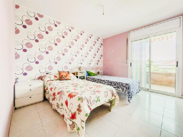 Imagen 7 Inmueble 300103 - Piso en venta en Vilanova I La Geltrú / A escasos minutos del centro y del hospital.