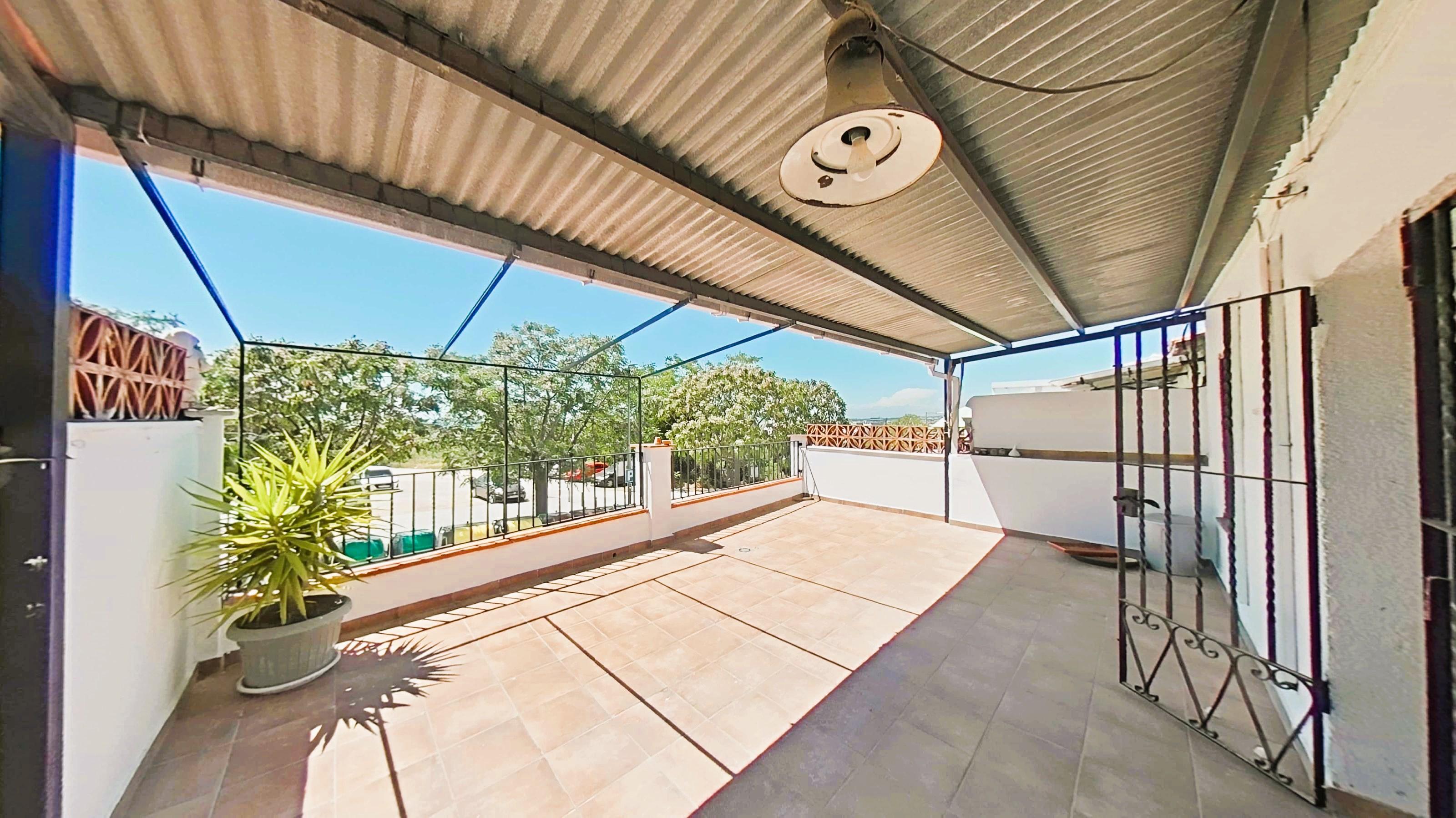 Imagen 2 Casa en venta en Sant Pere De Ribes / Junto casas del mar.