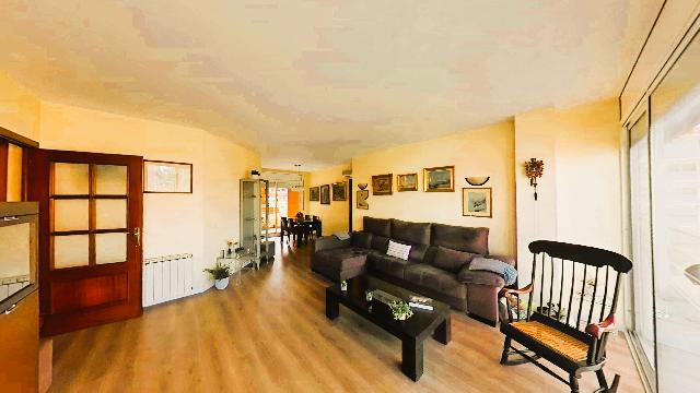 Imagen 5 Inmueble 300610 - Piso en venta en Vilanova I La Geltrú / Zona Fábrica Nova, junto al centro.