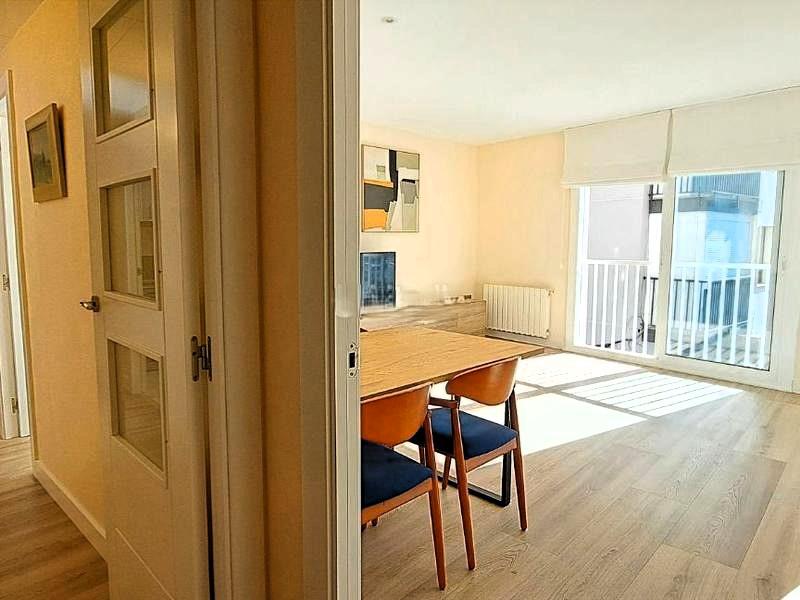 Imagen 12 Apto. Playa en venta en Vilanova I La Geltrú / Primera línea de mar en Rambla de la Pau