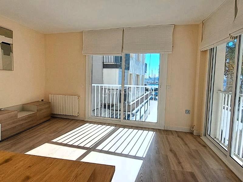 Imagen 5 Apto. Playa en venta en Vilanova I La Geltrú / Primera línea de mar en Rambla de la Pau