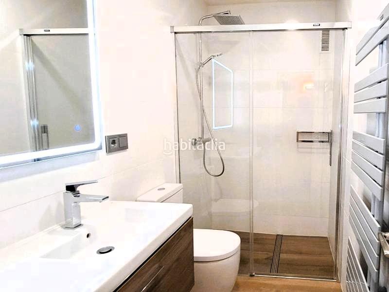 Imagen 10 Apto. Playa en venta en Vilanova I La Geltrú / Primera línea de mar en Rambla de la Pau