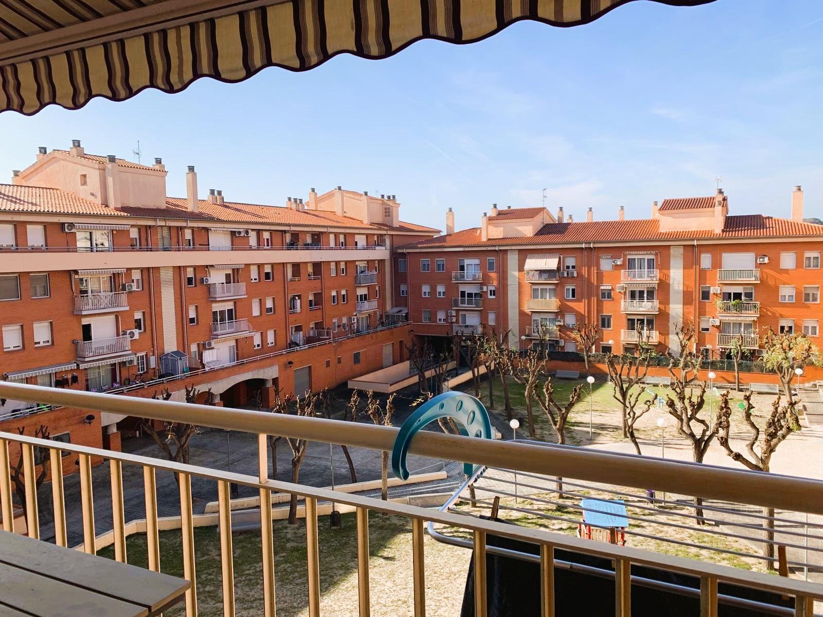 Imagen 2 Piso en venta en Vilanova I La Geltrú / Junto a la Torre d´ Enveja