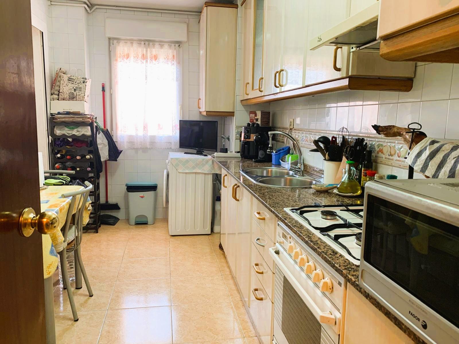Imagen 7 Piso en venta en Vilanova I La Geltrú / Junto a la Torre d´ Enveja
