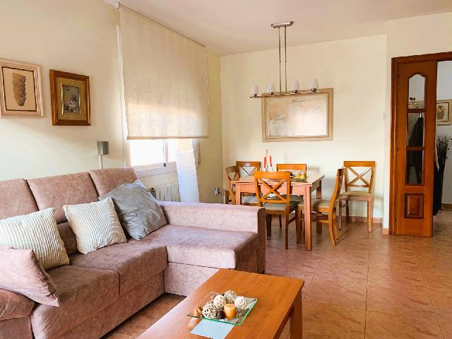 Imagen 4 Inmueble 300983 - Piso en venta en Sant Pere De Ribes / Cerca ayuntamiento y colegio.