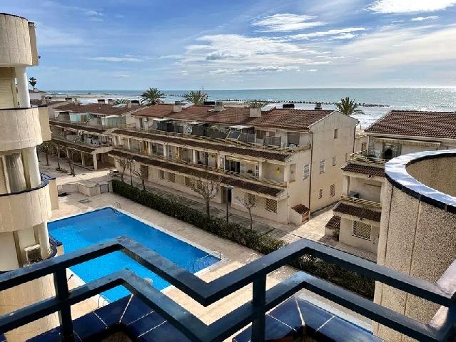 Imagen 2 Inmueble 301075 - Apto. Playa en venta en Cunit / Primera línea de mar
