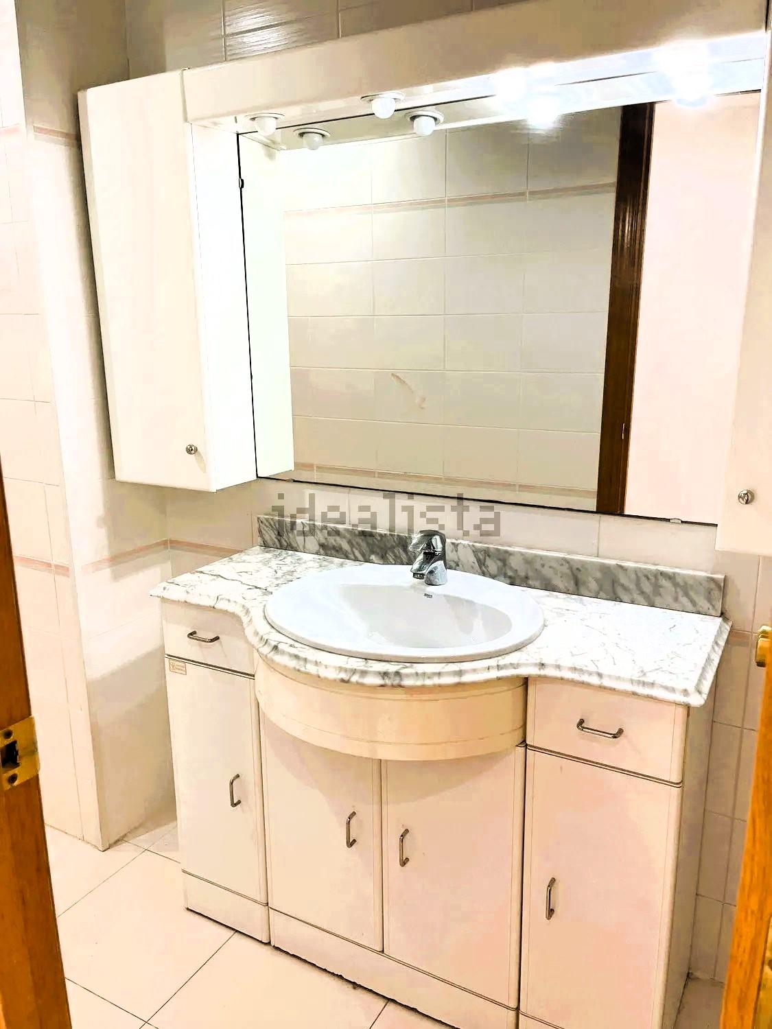 Imagen 16 Apto. Playa en venta en Cunit / Primera línea de mar