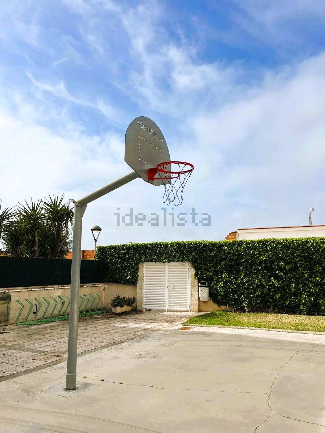 Imagen 23 Apto. Playa en venta en Cunit / Primera línea de mar