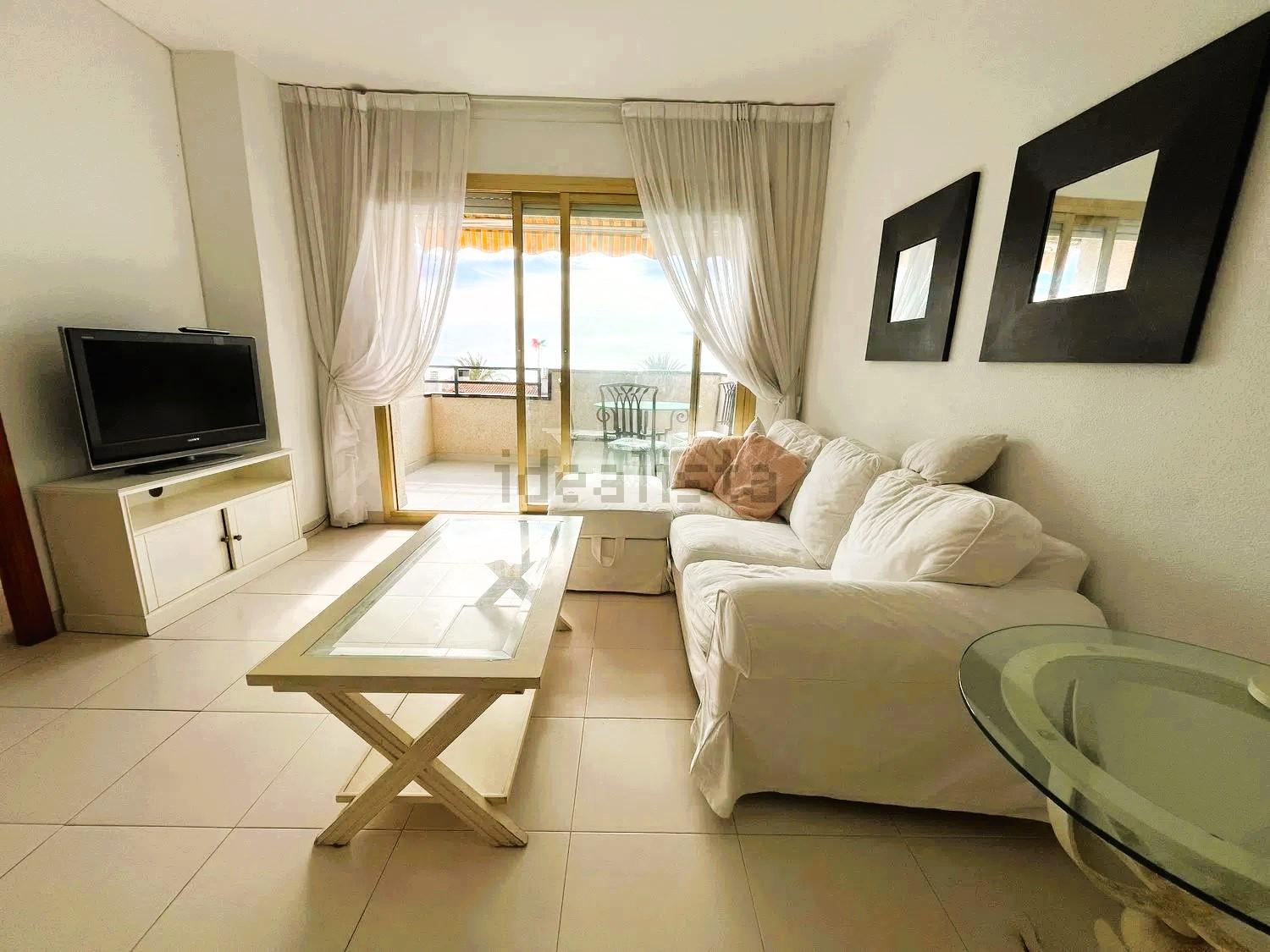 Imagen 1 Apto. Playa en venta en Cunit / Primera línea de mar