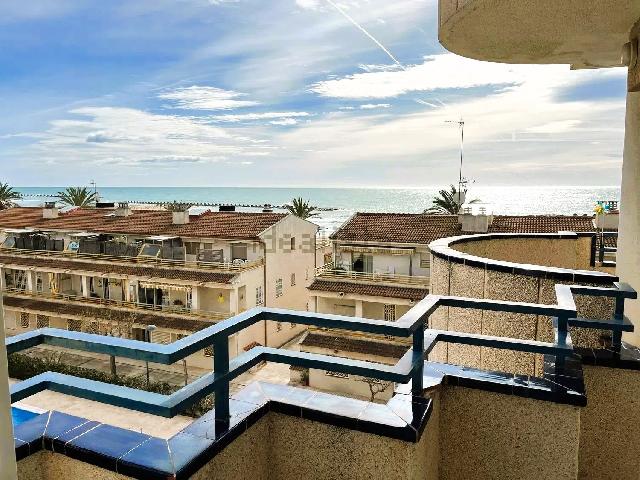 Imagen 3 Inmueble 301075 - Apto. Playa en venta en Cunit / Primera línea de mar