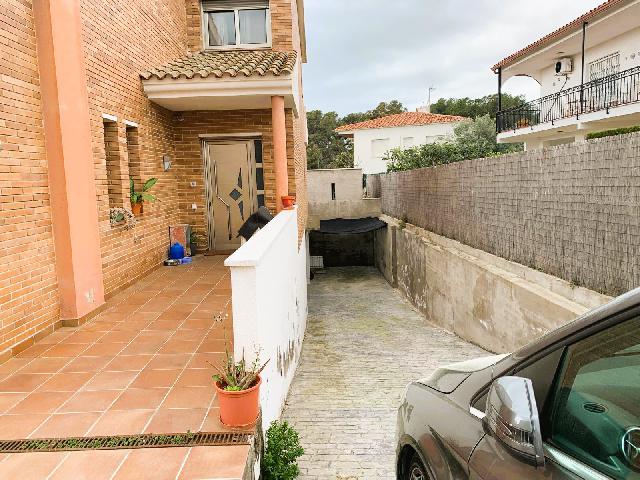 Imagen 2 Inmueble 301465 - Casa Aislada en venta en Calafell / Zona nucli urbà